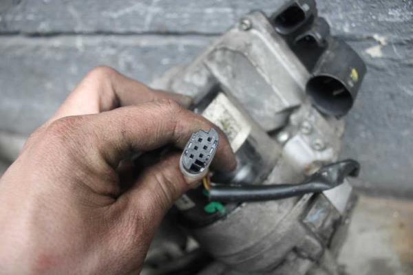 CREMAILLERE MERCEDES CLASSE A W169 2004-2012 - Vue 3